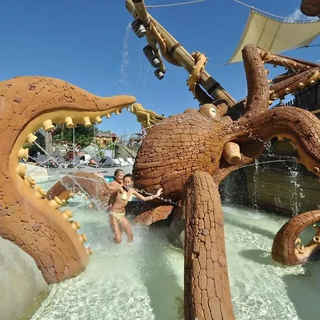 Camping Maison Mobile Les Sables D'or Le Grau d'Agde